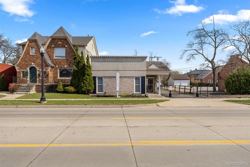 2119 Monroe St, Dearborn, MI, 48124-2922 | Card Image