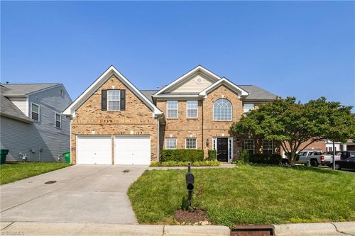 3566 Meadow Glen Dr, Clemmons, NC, 27012-9393 | Card Image