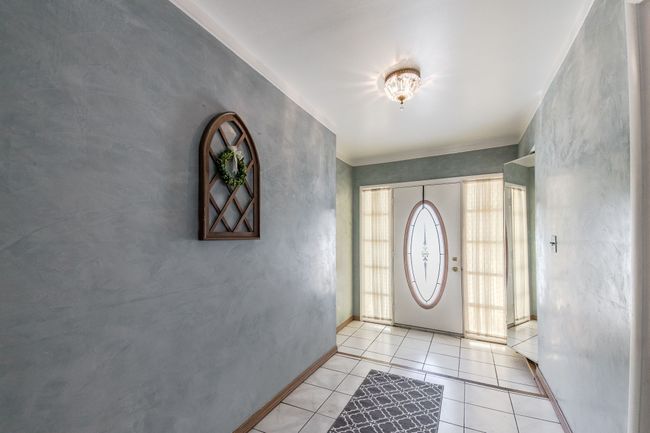 18458 Middlesex Ave, House other with 3 bedrooms, 2 bathrooms and null parking in Lathrup Village MI | Image 5