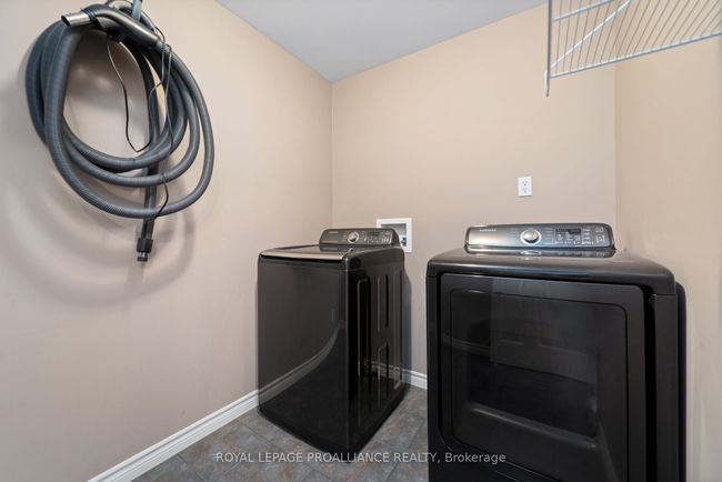 2 Oak Ridge Dr, House other with 4 bedrooms, 4 bathrooms and 8 parking in Stirling ON | Image 44