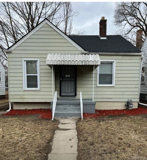 16213 Tuller St, Detroit, MI, 48221-2924 | Card Image