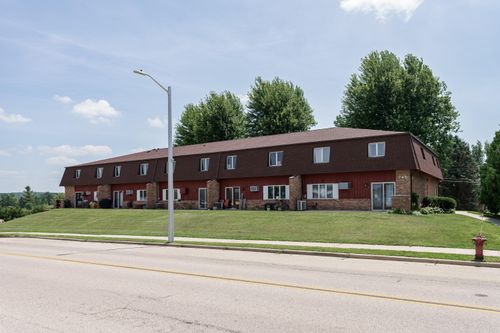 745 Main St, Kewaskum, WI, 53040-9278 | Card Image