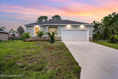 1041 Tide Road Se, House other with 4 bedrooms, 2 bathrooms and null parking in Palm Bay FL | Image 3