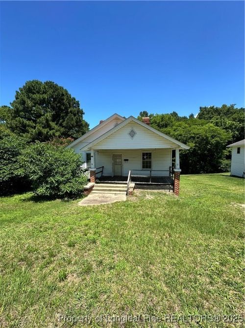 410 W K St, Erwin, NC, 28339-1440 | Card Image