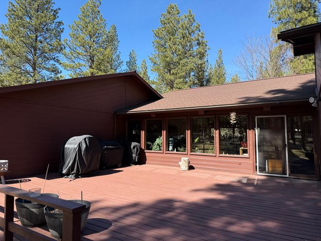Deck off the kitchen, BBQ area | Image 20