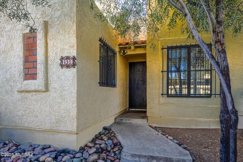 2530 N Ironwood Ridge Dr, Tucson, AZ, 85745-1071 | Card Image
