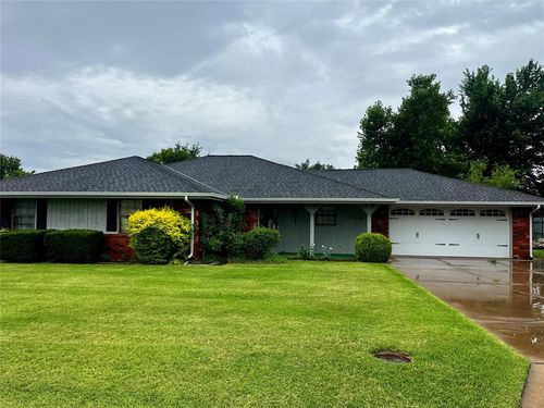 1508 E Quail Ave, Weatherford, OK, 73096-2538 | Card Image