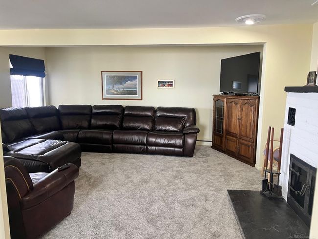 50169615-2a431cf2-83bb-4499-b406-d96d32fbe2f6.JPG | Image 21