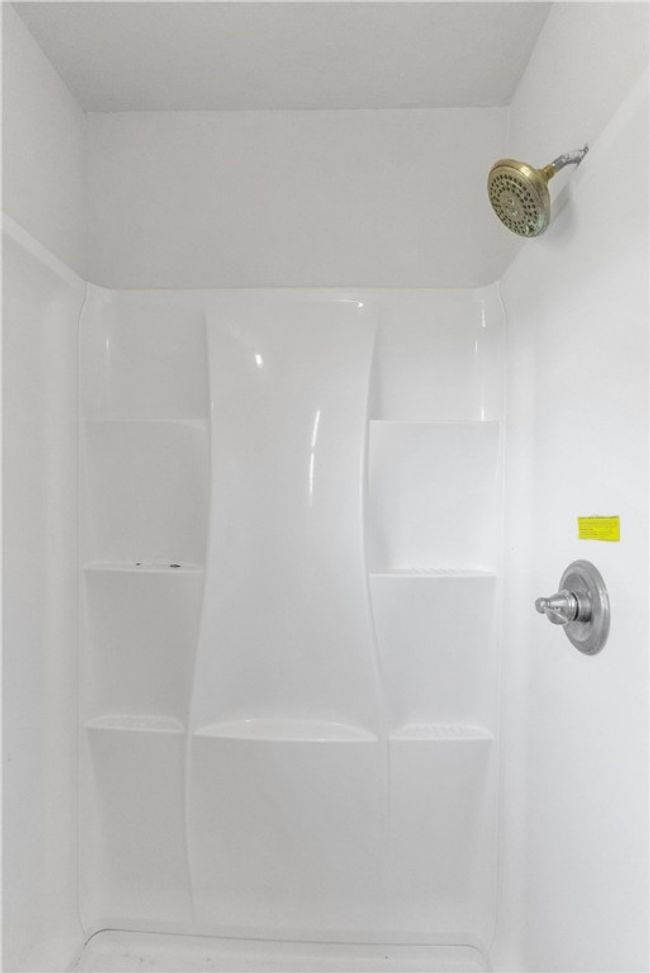 15330 Fm 3089, House other with 4 bedrooms, 3 bathrooms and null parking in Sinton TX | Image 33