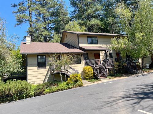307 Gracie Rd, Nevada City, CA, 95959-3602 | Card Image
