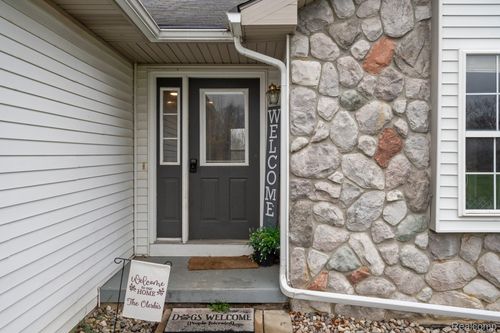 4116 Emily Ct, Howell, MI, 48843-5422 | Card Image