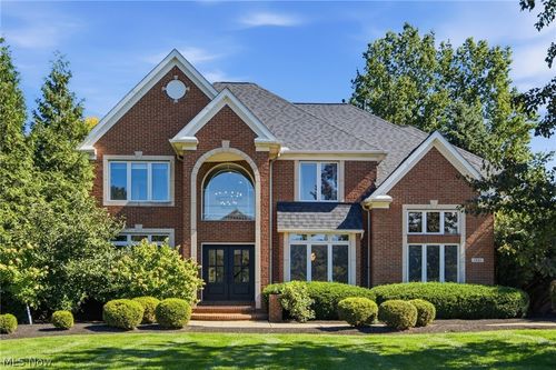 1351 Cobblestone Chase, Westlake, OH, 44145-2455 | Card Image