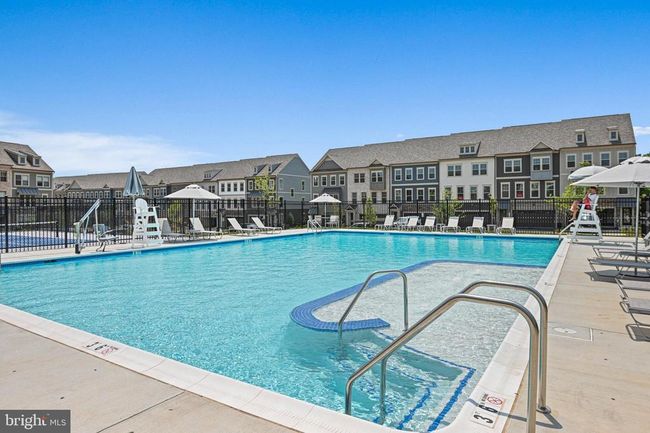 1036 Cantina Ter Se, Townhouse with 4 bedrooms, 4 bathrooms and null parking in LEESBURG VA | Image 45