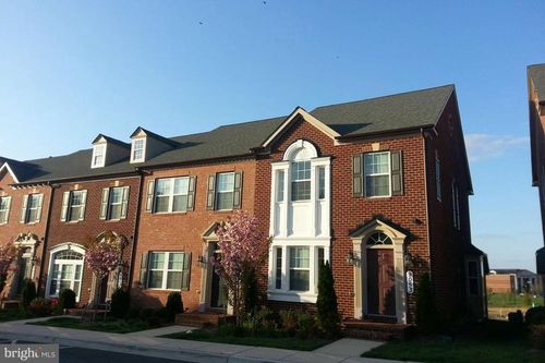 9053 Mcpherson St, FREDERICK, MD, 21704-7859 | Card Image