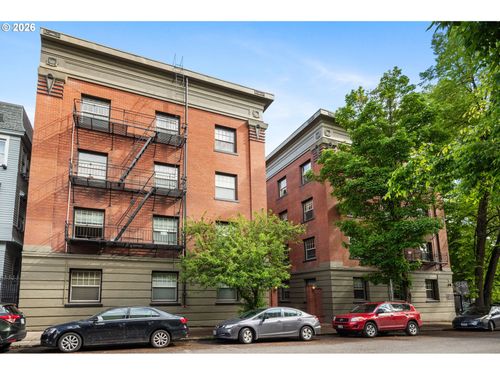 205-2109 Nw Irving St, Portland, OR, 97210-3280 | Card Image