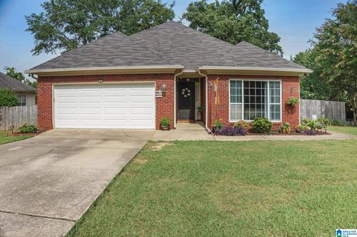 401 Garden Springs Cir, BIRMINGHAM, AL, 35206-2200 | Card Image