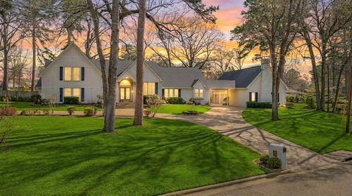 10 Elmwood St, Longview, TX, 75604-3608 | Card Image