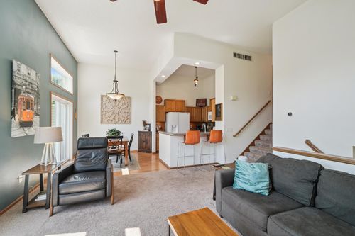 7657 Century Blvd, Chanhassen, MN, 55317-4415 | Card Image