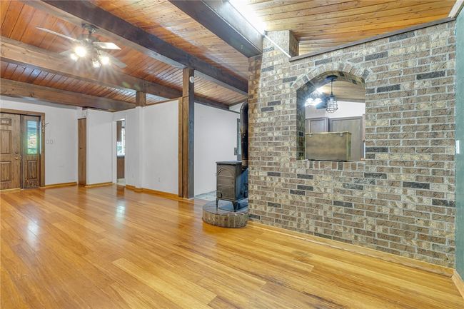 1369 Old Pulaski Rd, House other with 3 bedrooms, 3 bathrooms and 4 parking in Neshannock Twp PA | Image 21