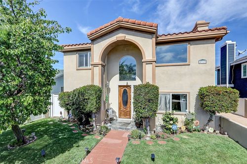 a-2313 Nelson Ave, Redondo Beach, CA, 90278-2306 | Card Image