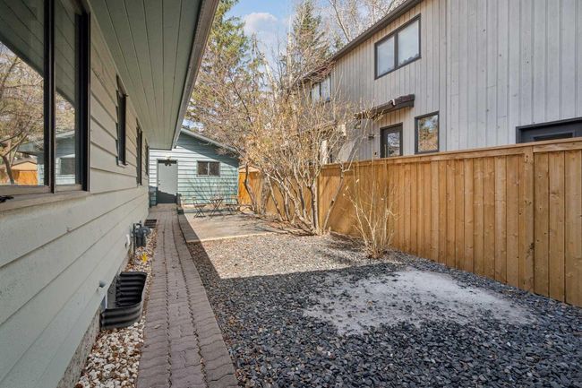 32 Pump Hill Mews Sw, Home with 4 bedrooms, 3 bathrooms and 4 parking in Calgary AB | Image 45