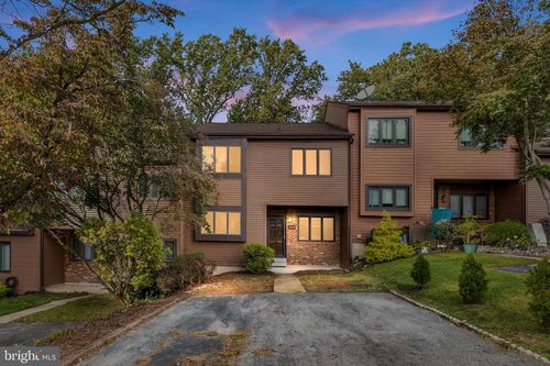 5437 Doral Dr, WILMINGTON, DE, 19808-2608 | Card Image