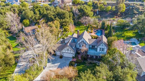 15529 Saddleback Rd, Canyon Country, CA, 91387 | Card Image