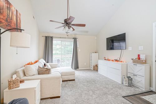 1215-1215 Tristram Cir, MANTUA, NJ, 08051-2244 | Card Image