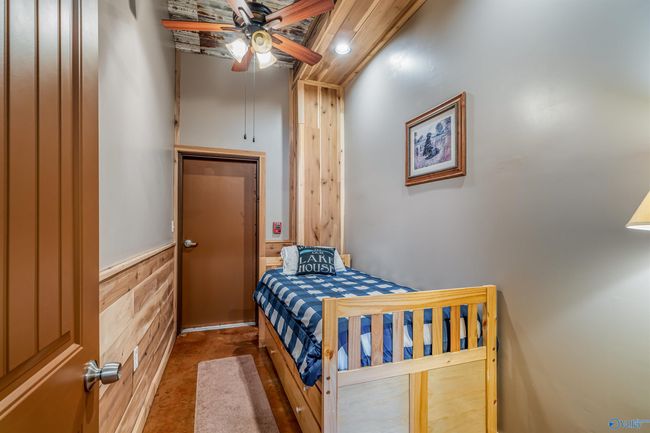131-C Anderson St E, Home with 0 bedrooms, 2 bathrooms and null parking in Scottsboro AL | Image 35