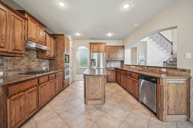 9616 Barksdale Dr, House other with 5 bedrooms, 4 bathrooms and null parking in Fort Worth TX | Image 8