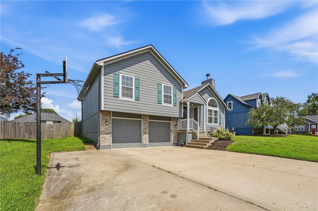 Residential in Pleasant Hill 3