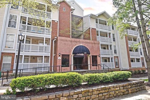 unit-204-1504 Lincoln Way, MCLEAN, VA, 22102-5856 | Card Image