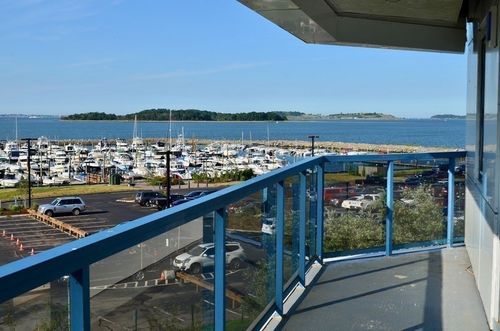 211-2001 Marina Dr, Quincy, MA, 02171-1542 | Card Image