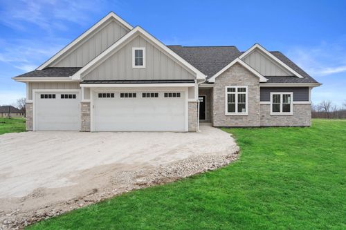 N66W20955 Sweet Clover Dr, MENOMONEE FALLS, WI, 53051 | Card Image