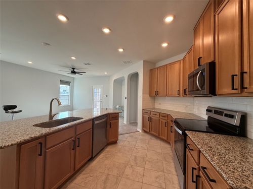 216 Bougainvillea Loop, Georgetown, TX, 78626-2902 | Card Image