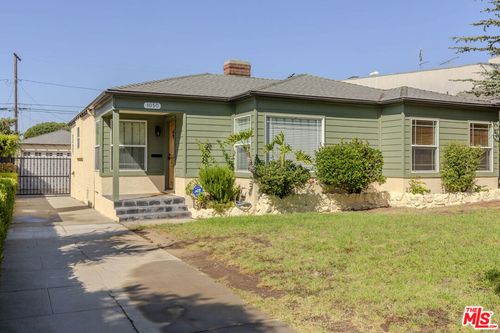 1050 Harvard Street, Santa Monica, CA, 90403 | Card Image