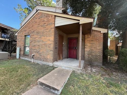 apt-1801-7200 T C Jester Blvd, Houston, TX, 77088-7449 | Card Image