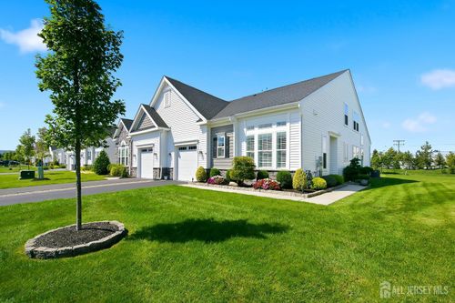 83 Starlight Dr, Monroe, NJ, 08831-1534 | Card Image