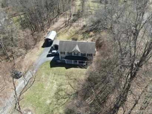 62 Clearwater Rd, Highland, NY, 12528-1110 | Card Image