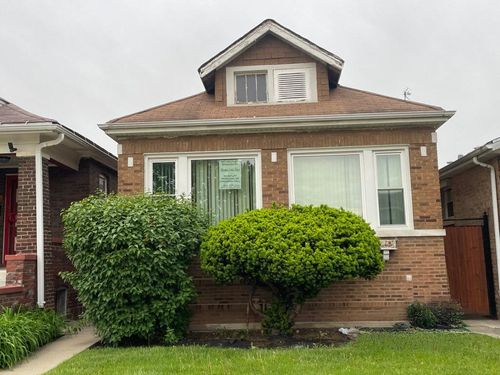 8618 S Loomis Boulevard, Chicago, IL, 60620 | Card Image