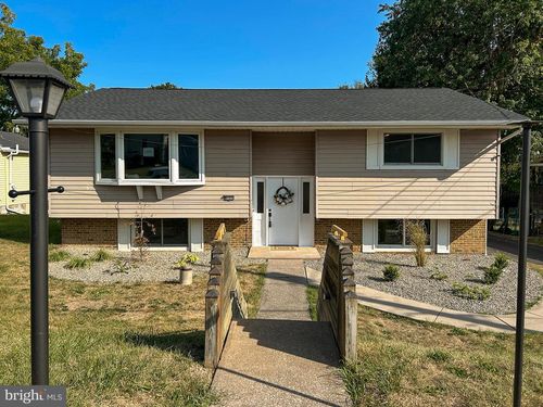 6128 Blue Bird Ave, HARRISBURG, PA, 17112-2309 | Card Image