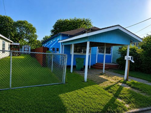 809 Washington, Port Arthur, TX, 77640 | Card Image
