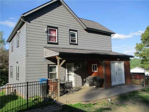 293 Hillcrest Dr, California, PA, 15419-1212 | Card Image
