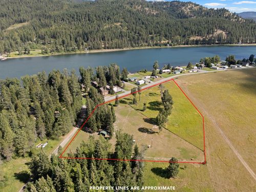 1332 Riverbend Loop Rd, Cusick, WA, 99119-8601 | Card Image
