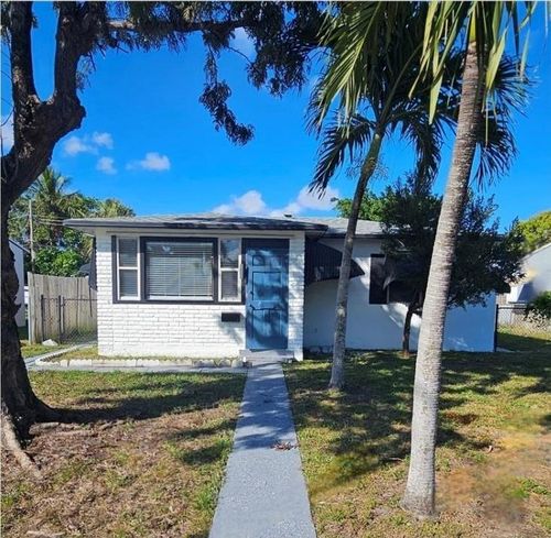 2123 Taft St, Hollywood, FL, 33020-2638 | Card Image