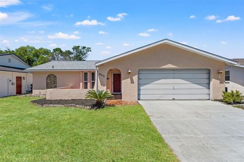 8615 Gandy Ln, PORT RICHEY, FL, 34668-1217 | Card Image