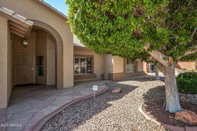 7647 W Betty Elyse Lane, House other with 3 bedrooms, 2 bathrooms and null parking in Peoria AZ | Image 2