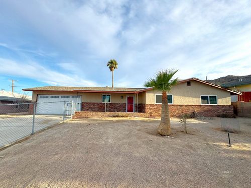 12145 Lakeview Dr, Trona, CA, 93562-1508 | Card Image
