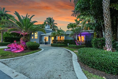 2716 Ne 10th Ter, Wilton Manors, FL, 33334-3716 | Card Image