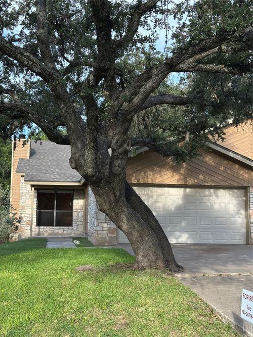 apt-a-241 Mooring Cir, Lakeway, TX, 78734-4084 | Card Image